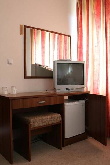 Фото номера Стандартный двухместный номер с 1 кроватью Отель Kralev Dvor Hotel г. Банско 9