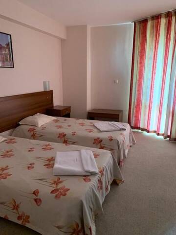 Фото номера Стандартный двухместный номер с 1 кроватью Отель Kralev Dvor Hotel г. Банско 16